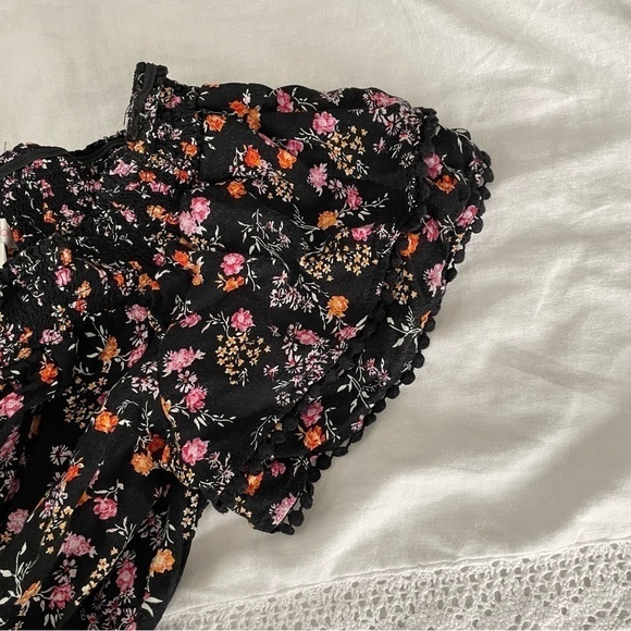 Xhilaration XL Black and Floral off shoulder romper target - Picture 5 of 7